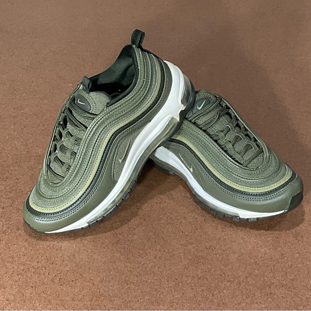 Nike Air Max 97 in Olive and White